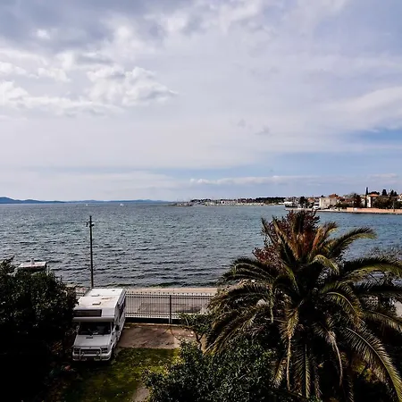 L&d Διαμέρισμα Ζαντάρ